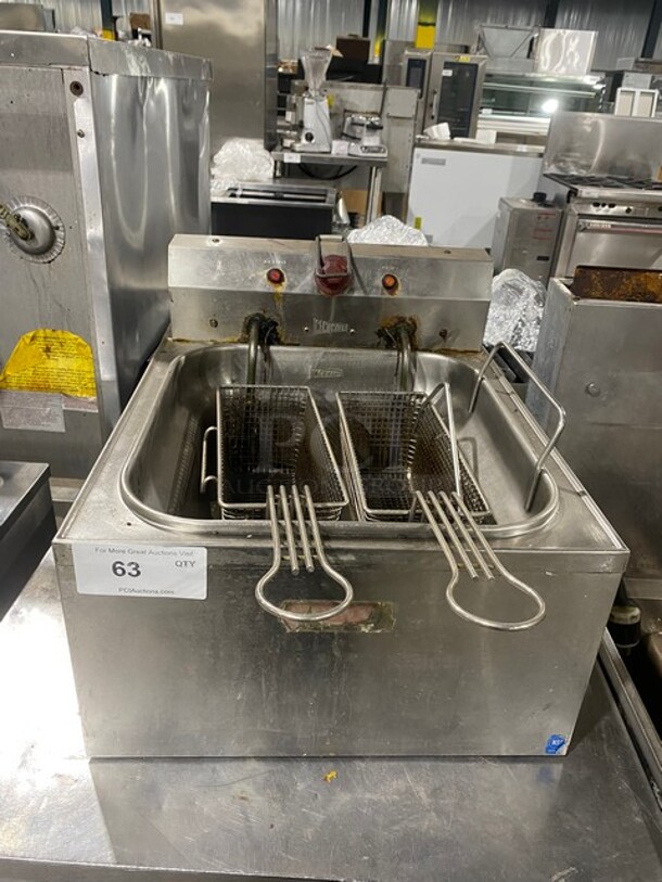Cecilware Countertop Electric Powered Deep Fat Fryer! With Backsplash! All Stainless Steel! SN: N418971