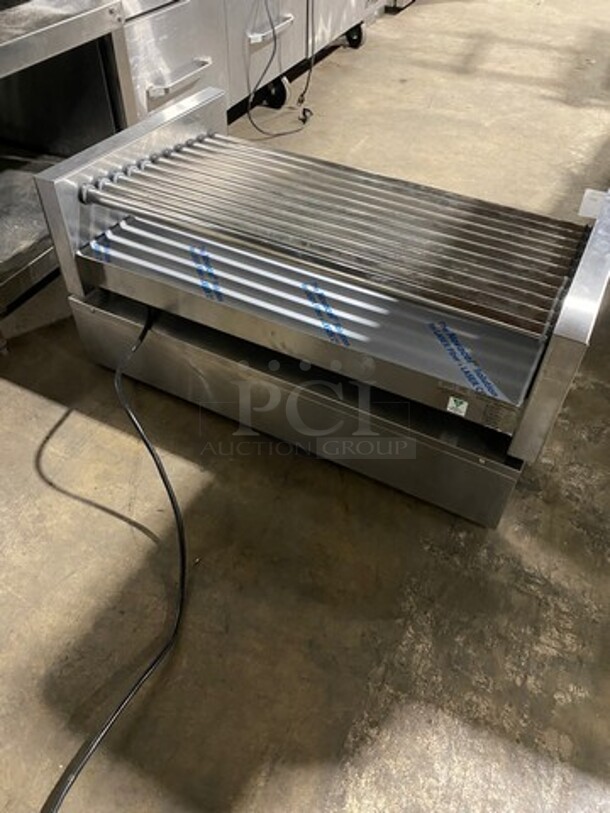 Star Commercial Countertop Hot Dog Roller Grill! All Stainless Steel! Model: X50 SN: HRX500618A0017 120V 60HZ 1 Phase - Image 4 of 9