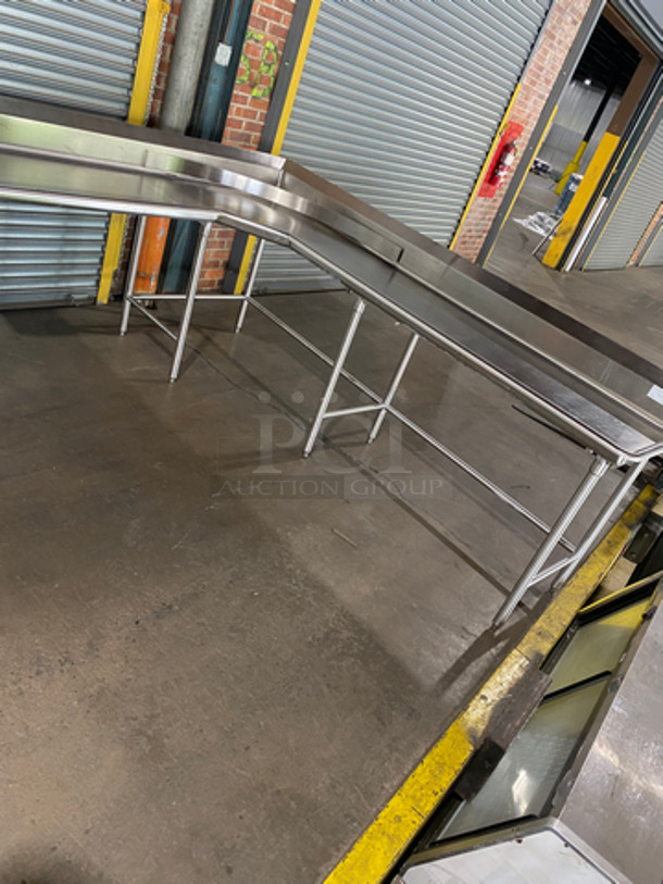 Hobart Commercial Heavy Duty Conveyor Dishwasher! With 2 Tables 48x60! All Stainless Steel! On Legs! Model: CRS86A SN: 8510 - Image 10 of 12