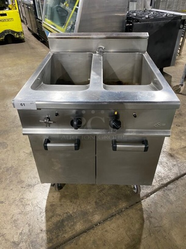 2012 Axis Commercial Natural Gas Powered 2 Bay Pasta Cooker! All Stainless Steel! On Casters! Model: AXDPG SN: GMF059