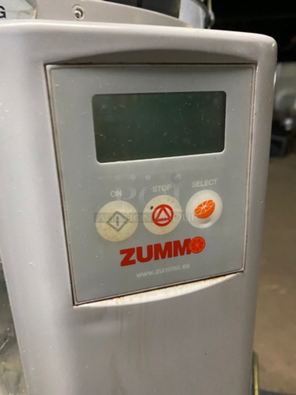 Zummo Commercial Automatic Citrus Juicer! On Stainless Steel Equipment Stand! On Casters! Model: Z14C SN: 2138626 110V 60HZ 1 Phase - Image 7 of 10