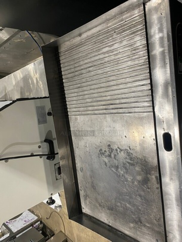 Commercial Countertop Flat And Grooved Grill Combo! With Back And Side Splashes! All Stainless Steel! - Image 5 of 10