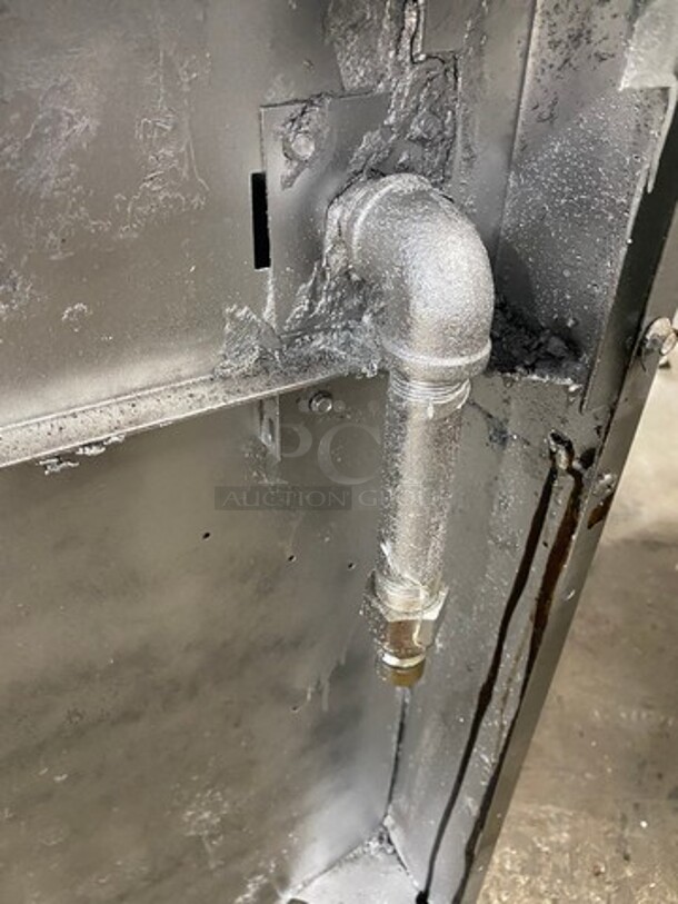 Garland Commercial Gas Powered 8 Burner Stove! With Raised Back Splash And Salamander! With Oven Underneath! All Stainless Steel! On Casters! - Image 11 of 11