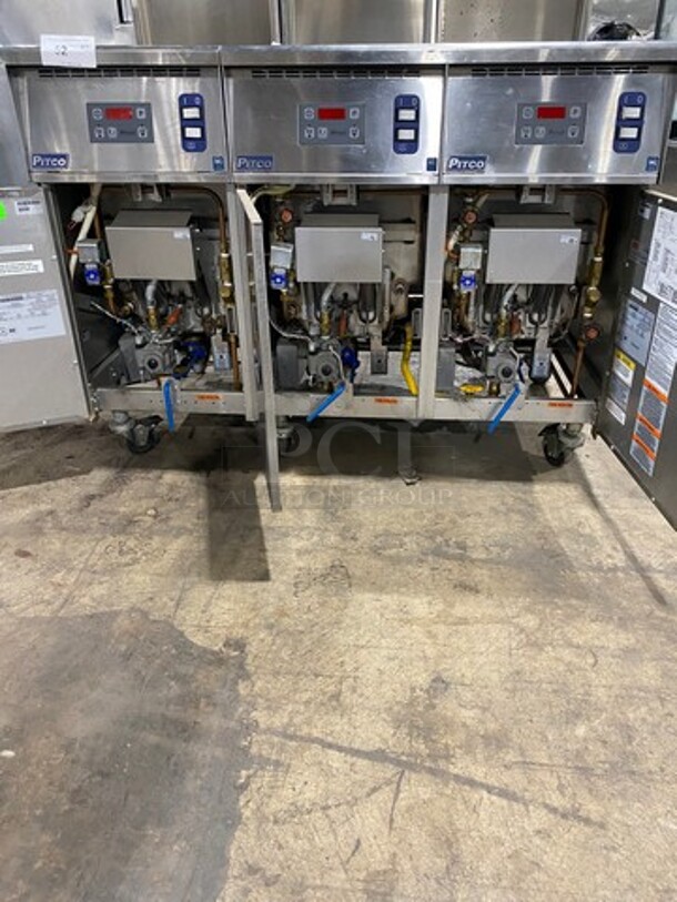 WOW! Pitco Commercial Natural Gas Powered 3 Bay Pasta Cooker! With Backsplash! All Stainless Steel! On Casters! Model: SRTG SN: G16AD007616 115V - Image 7 of 12