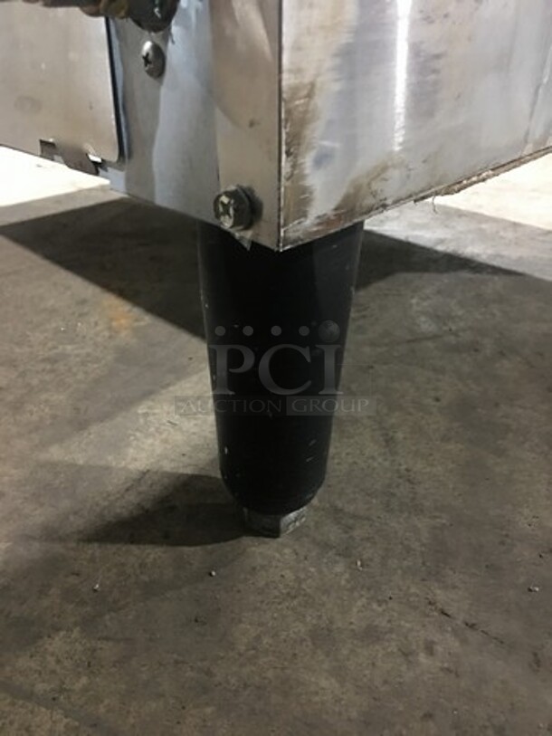 LATE MODEL! 2018 Hoshizaki Commercial Undercounter Ice Maker Machine! On Legs! WORKING WHEN REMOVED! Model: KM115BAJ SN: H00138E 115V 60HZ 1 Phase - Image 10 of 10