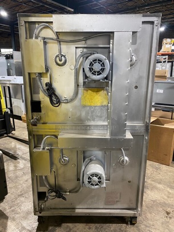 Blodgett Commercial Natural Gas Powered Double Deck Convection Oven! With View Through Doors! Metal Oven Racks! All Stainless Steel! On Casters! 2x Your Bid Makes One Unit! - Image 4 of 10