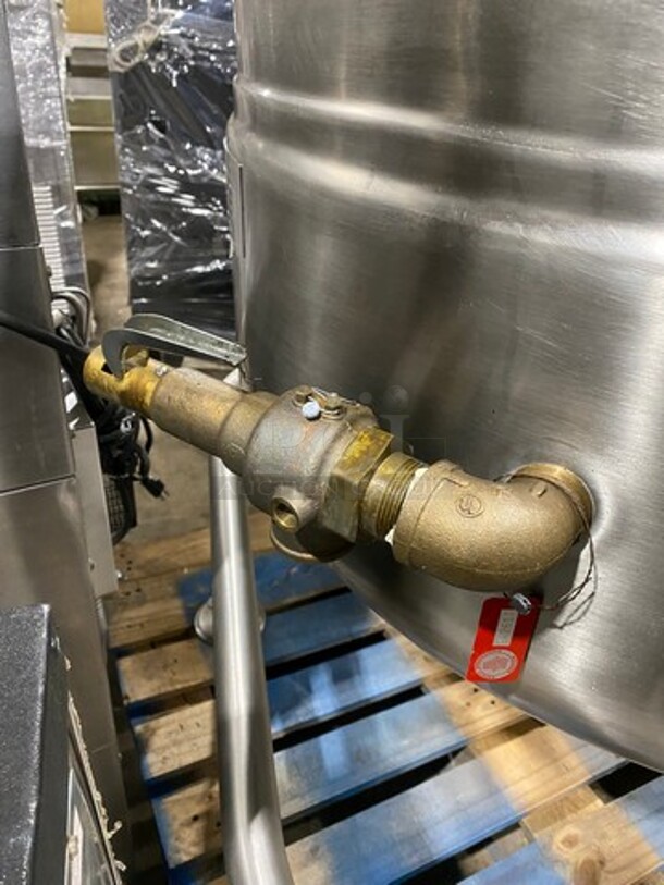 NICE! 2012 Cleveland Commercial 100 Gallon Tilting Soup Kettle! All Stainless Steel! Model: KDL100T SN: 120323052568 - Image 7 of 9