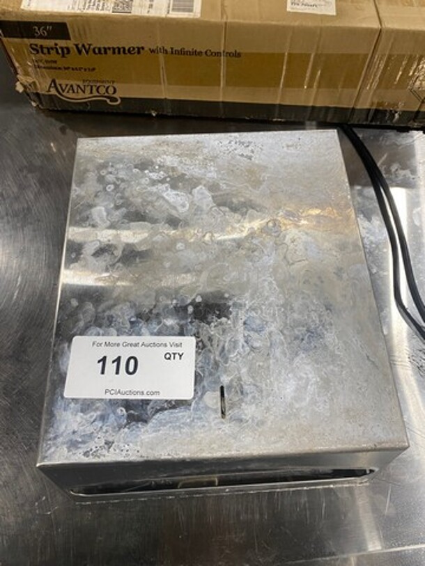 Wall Mount Metal Paper Towel Dispenser! - Image 1 of 5