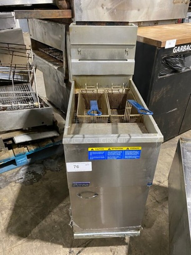 Pitco Frialator Commercial Natural Gas Powered Deep Fat Fryer! With 2 Metal Frying Baskets! All Stainless Steel! On Legs! Model: 45C SN: G18MB085404 - Image 1 of 9