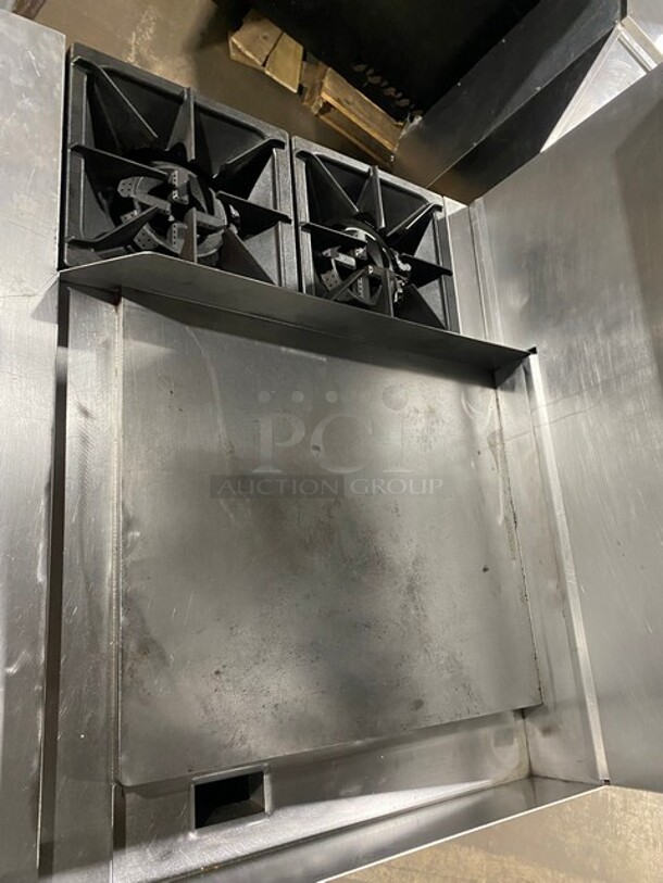 Late Model 2021! Cookline Stainless Steel Commercial Natural Gas Powered 2 Burner Range w/ Right Side Flat Top Griddle! With Oven And Back Splash! On Commercial Casters! MODEL CR3624G SN:2105018024 - Image 5 of 11
