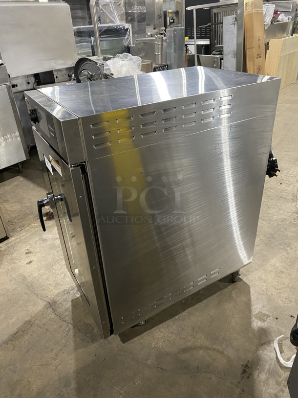 STUNNING! LATE MODEL! 2019 Alto Shaam VMC H4H Stainless Steel Commercial Electric Powered Half-Size Vector H Multi Cook Oven! Featuring Four Cooking Chamber Zones Within One Compact Unit! This Extremely Versatile Oven Allows You To Cook Four Different Products Simultaneously With No Flavor Transfer!  SN:2525529 208-240V 3PH! Working When Removed! - Image 2 of 9