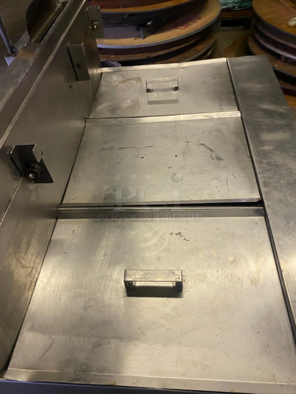 Frymaster Commercial Electric Powered 3 Bay Deep Fat Fryer! With Oil Filter System! With Fryer Covers! All Stainless Steel! On Casters! SN: 0012GI0054 110/120V 60HZ 1 Phase - Image 5 of 12