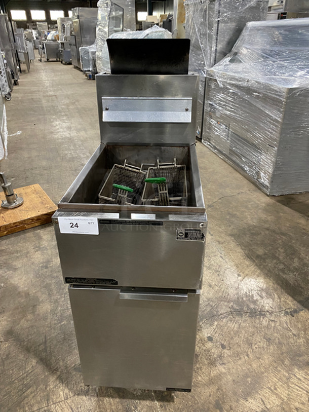 Commercial Natural Gas Powered Deep Fat Fryer! With 2 Small Frying Baskets! All Stainless Steel! On Legs!