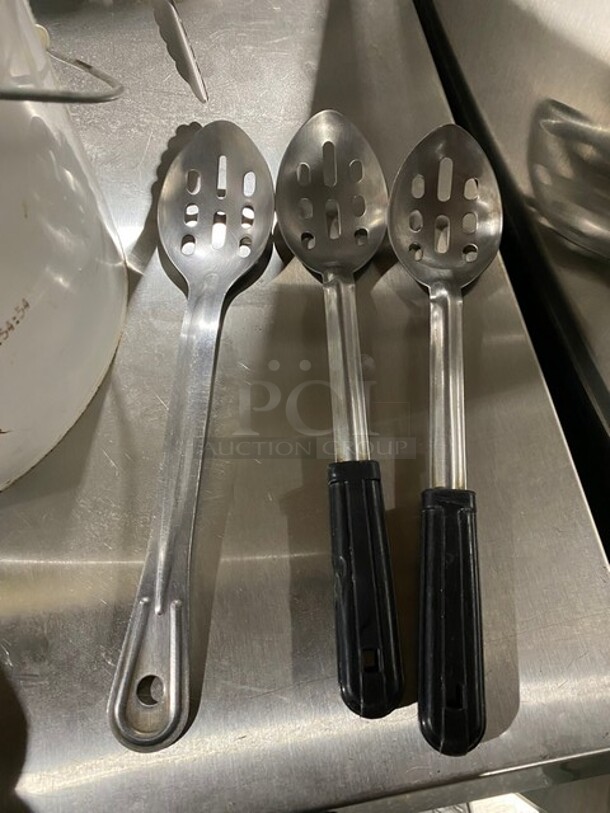 ALL ONE MONEY! Kitchen Utensils! Assorted Whisks & Spoons! - Image 3 of 4