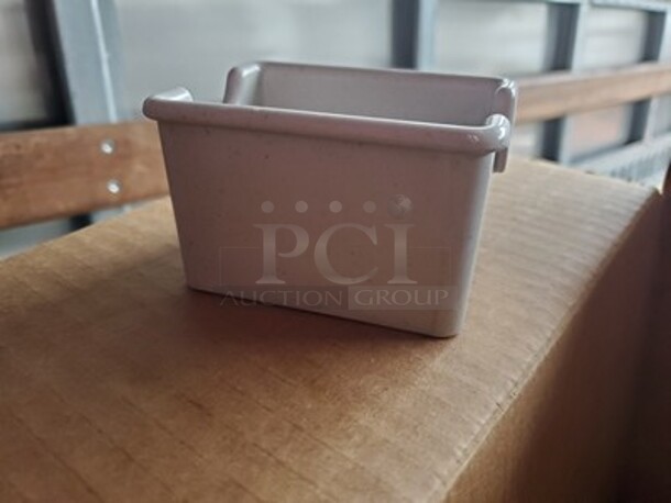 Lot of 35 Sugar Caddy  - Image 4 of 4