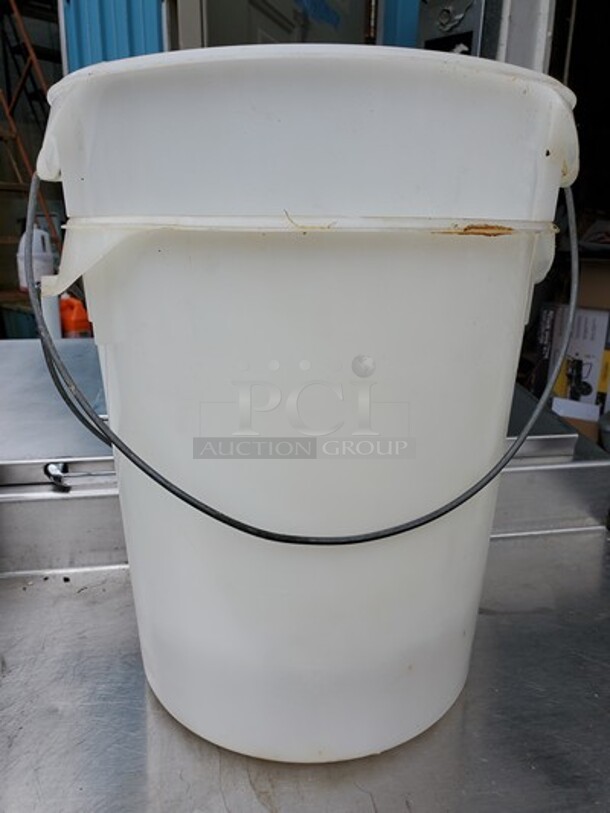 Bucket - Image 4 of 4