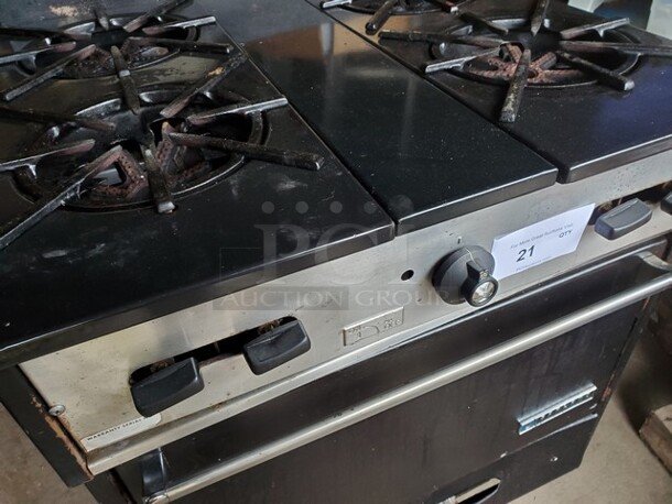 GARLAND H01 Propane 4 Burner Stove 30X31X36 Very nice condition!  - Image 7 of 8