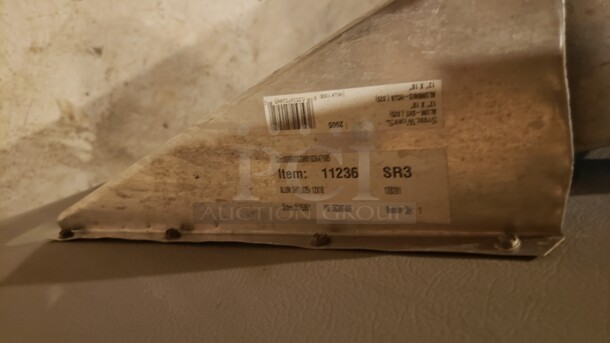 Scotsman Ice Machine w/ Bin

Not Tested

(Location 1) - Image 3 of 7