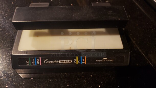 Lot of 2 Currency Detectors and 1 Counterfeit Tri-Test Portable Detector Not tested (Location 1) - Image 4 of 4