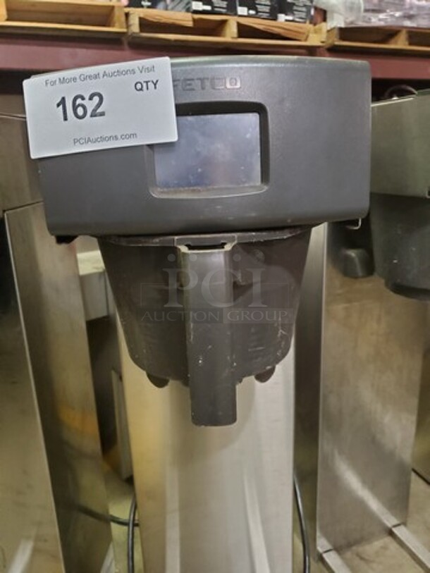 Fetco TBS-2121 SINGLE 3.5 Gallon Iced Tea Brewer W/ tea dispenser- 120V - Image 4 of 6