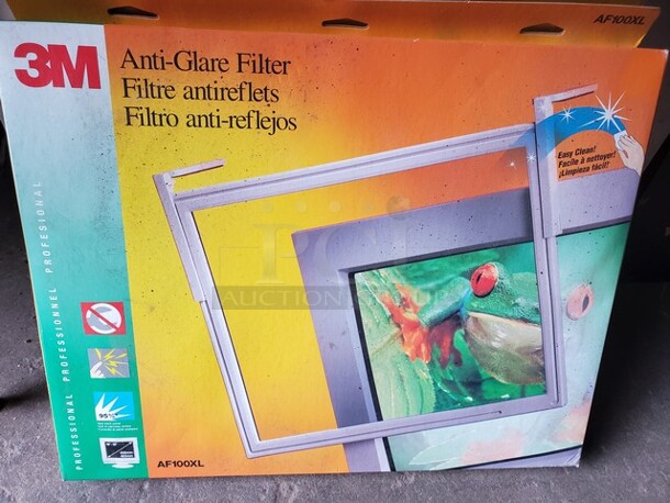 3M Anti-Glare Filter new in box - Image 1 of 3