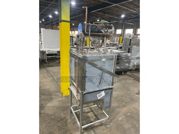 BEAUTIFUL! NEW! 2022 INSINGER Energy star Stainless Steel Commercial Straight Pass-Through Dishwasher W/ Tank! MODEL 50-20N2-NSU 440V/3Ph - Image 4 of 9