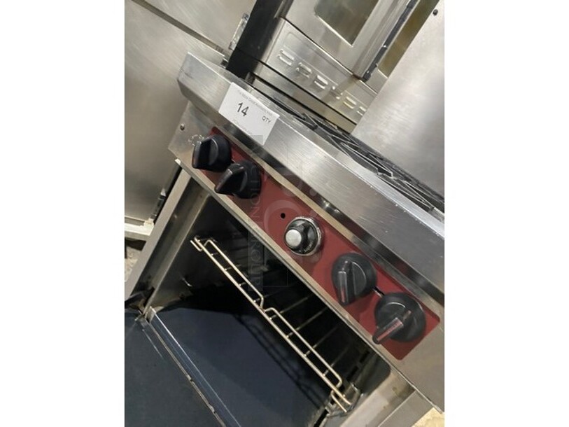 Nice! Extra Clean! Southbend All Stainless SteelNatural Gas Powered 4 Burner Oven/Range With Raised BackSplash! With Oven Underneath! On Caster Wheels! Working When Removed!  - Image 8 of 9