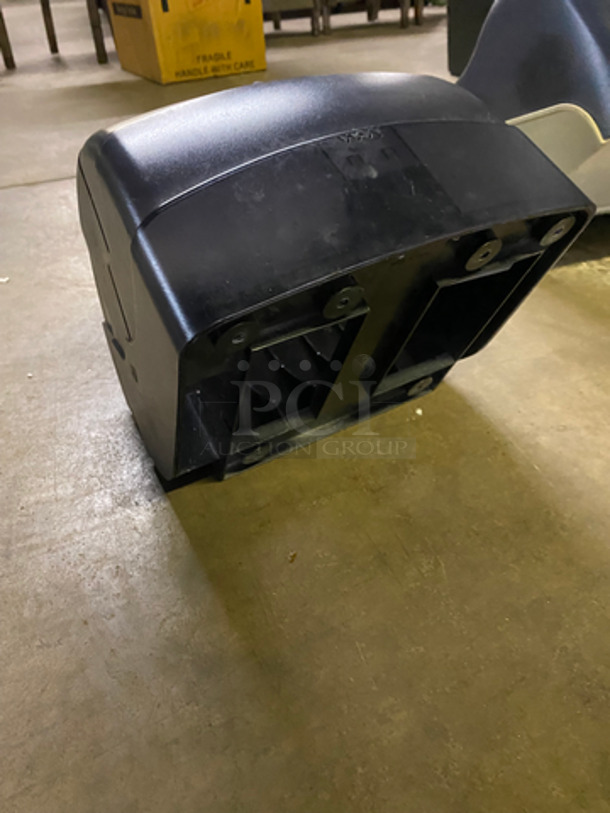 San Jamar Automatic Hands-Free Paper Towel Dispenser! 2x Your Bid! - Image 5 of 5