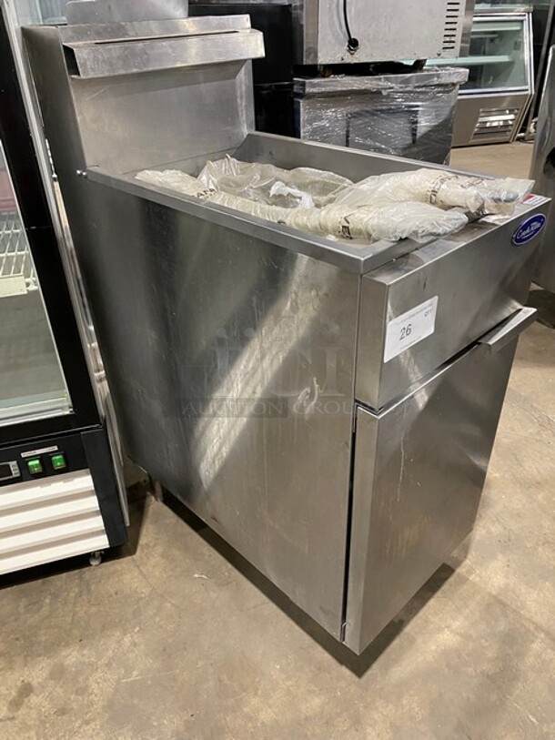 Cook Rite Commercial Natural Gas Powered Deep Fat Fryer! With Backsplash! With 2 Metal Frying Baskets! All Stainless Steel! On Legs! Model: ATFS40 - Image 2 of 9
