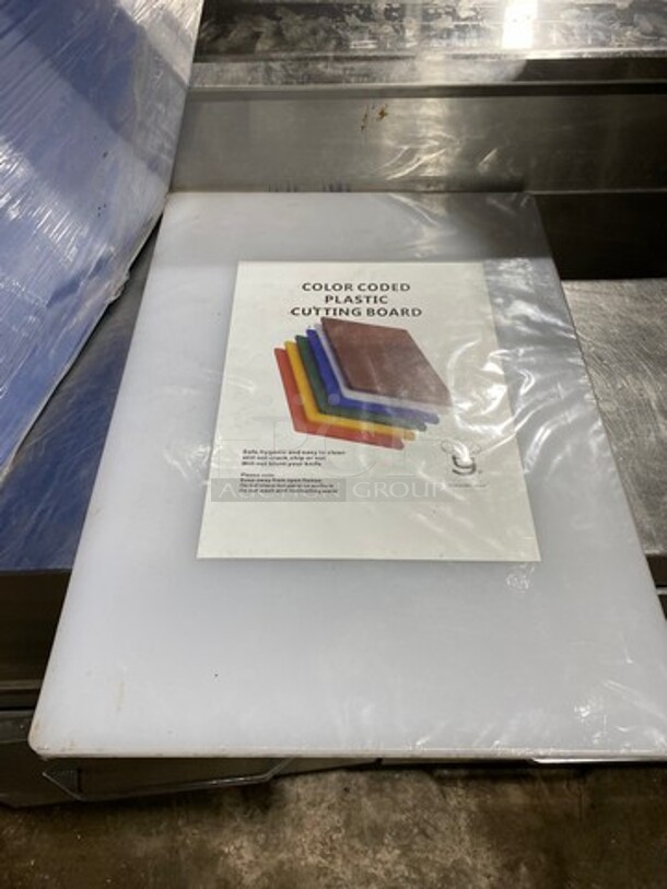 Color Coded Poly Cutting Board! 3x Your bid! - Image 3 of 4