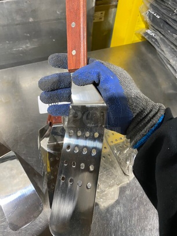 NEW! Table Craft Metal Some Perforated Griddle Spatula! With Wooden Handle! 8x Your Bid! - Image 5 of 5