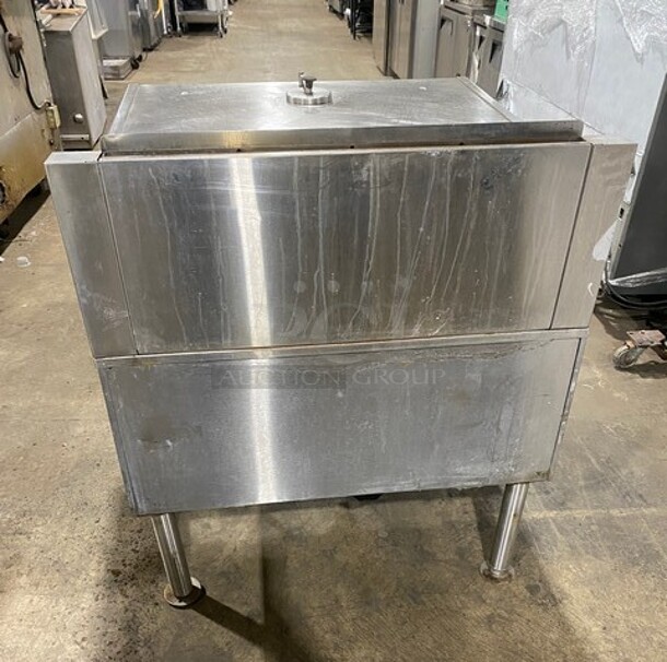Cleveland All Stainless Steel Natural Gas powered Tilt Skillet/Braising Pan! On legs! - Image 3 of 7