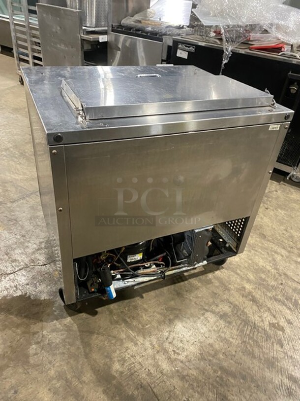 True Commercial Refrigerated Mega Top Sandwich Prep Table! With 2 Door Refrigerated Storage Underneath! All Stainless Steel! With Poly Coated Racks! On Casters! 115V 1 Phase! Model: TSSU-36-08 SN: 8815688! - Image 3 of 8