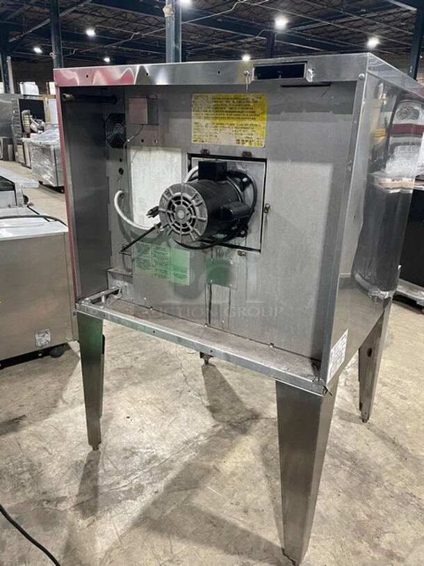 NICE! SunFire Natural Gas Powered Commercial Single Deck Convection Oven! All Stainless Steel! With Metal Racks! 120V 1 Phase! Model: SCO-GS-10S SN: 1207230000399! - Image 4 of 9