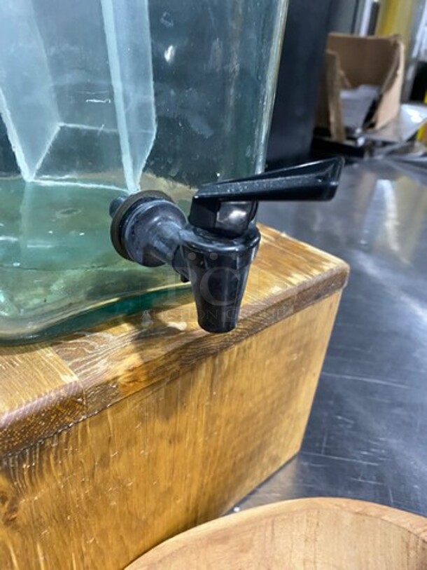 CUTE! Beverage Dispenser Set! Clear Blue Glass Jar! With Lid! With Wooden Stand And Drip Tray! - Image 5 of 5