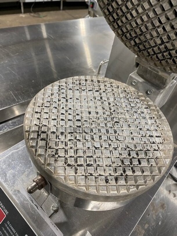 Star Commercial Countertop Waffle Cone Baker Press! All Stainless Steel! Model: SWCBE SN: WCB0975 - Image 7 of 9
