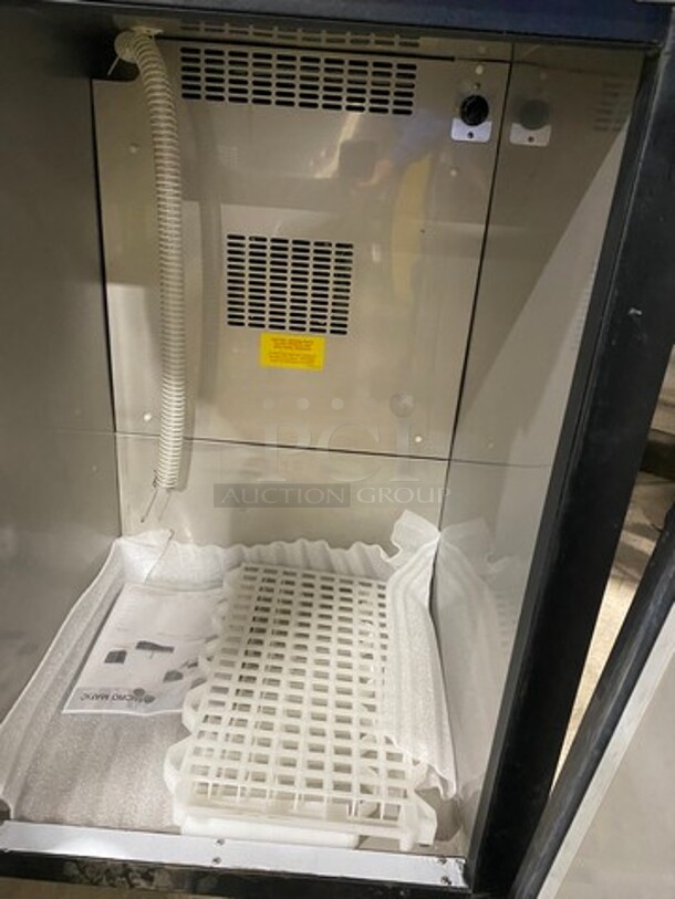 LATE MODEL! 2019 Micro Matic Commercial Refrigerated Beer Kegerator Cooler! NO TOWER! Model: MDD23E SN: 8101681686! 220V 60HZ 1 Phase! - Image 5 of 9