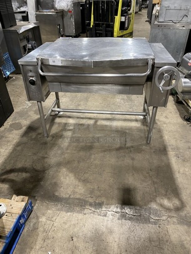 Vulcan Hart Commercial Electric Powered Tilt Skillet/Braising Pan! All Stainless Steel! On Legs! - Image 1 of 8