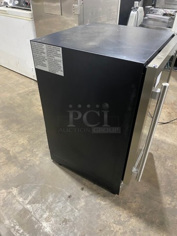 Summit Commercial Countertop/ Undercounter Single Door Cooler Merchandiser! With View Through Door! With Racks! Model: SCR2466B SN: A2107001789 115V - Image 2 of 8