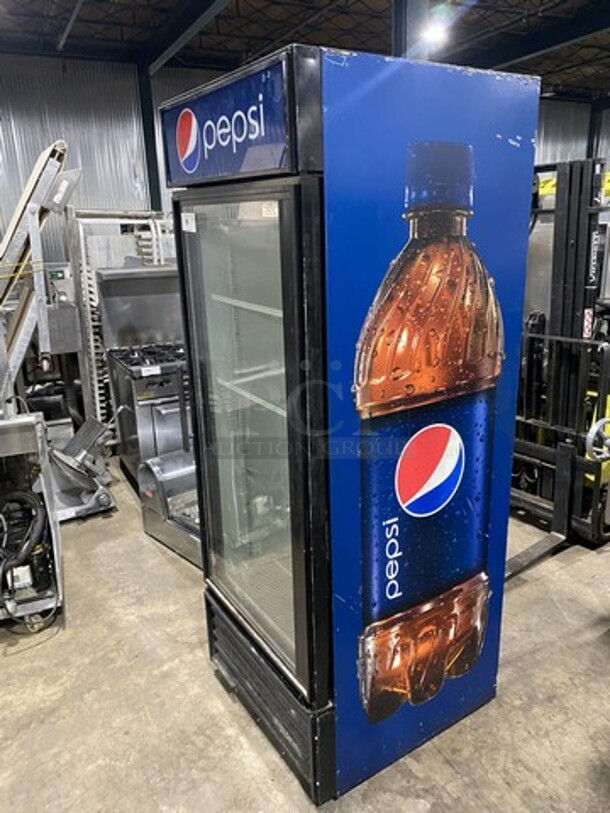 True Commercial Single Door Reach In Refrigerator Merchandiser! With View Through Door! With Poly Coated Racks! Model: GDM26 SN: 13168480 115V 60HZ 1 Phase - Image 2 of 8