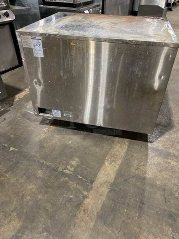 Bakers Pride Commercial Electric Powered Double Deck Pizza Oven! All Stainless Steel! 2x Your Bid Makes One Unit! Model: EP22828 SN: 580631701003 208V 60HZ 3 Phase - Image 4 of 8