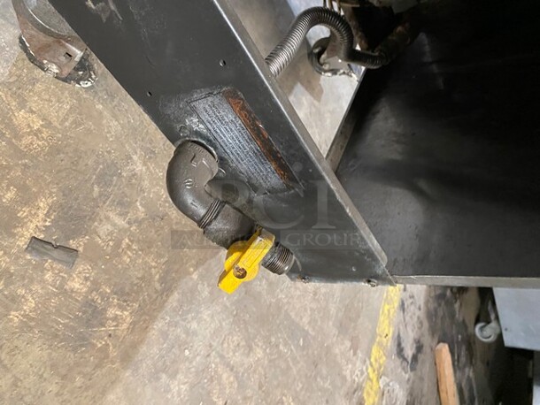 Pitco Natural Gas Deep Fat Fryer! With Baskets! All Stainless Steel! On Legs!   - Image 8 of 8