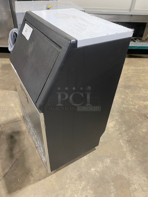 Crownful Commercial Undercounter Ice Maker Machine! All Stainless Steel! Model: CFCIM01 SN: 2205000265 115V 60HZ 1 Phase - Image 2 of 8