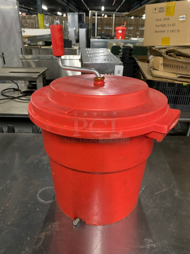 Chef Master Commercial Countertop Poly Salad/Lettuce Spinner! With Lid! - Image 2 of 4