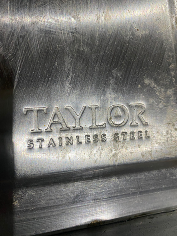 Taylor Countertop Food Scale! Measures Up To 5LBS! Stainless Steel Body! - Image 6 of 6