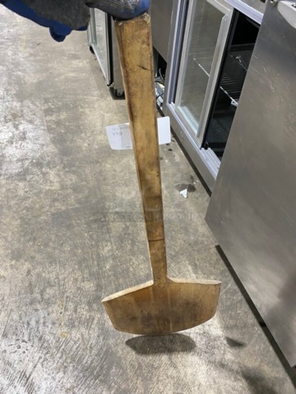 Wooden Pizza Paddle! - Image 3 of 4
