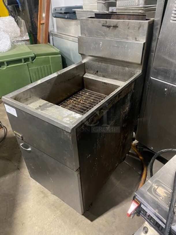 Pitco Commercial Natural Gas Powered Deep Fat Fryer! All Stainless Steel! On Casters! - Image 3 of 7