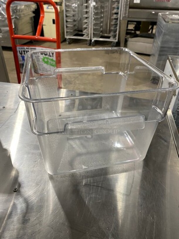 Carlisle Clear Poly 12 QT Food Containers! 3x Your Bid! - Image 4 of 6