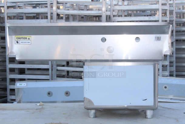 BRAND NEW SCRATCH & DENT! Steelton 522CS11818R 38 3/4" 18-Gauge Stainless Steel One Compartment Commercial Sink with Right Drainboard - 18" x 18" x 12" Bowl - Image 5 of 9
