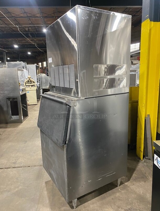 Kold Draft Commercial Ice Making Machine! On Commercial Ice Bin! All Stainless Steel! On Legs! Model: G1564AC 208/230V 1 Phase - Image 2 of 8